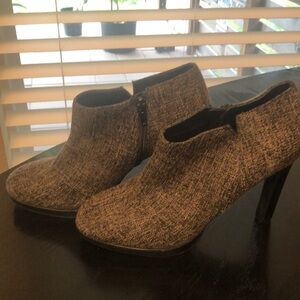 Womens Booties